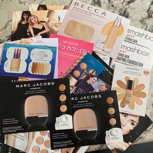 NWT 21 Luxury Makeup Sample Lot